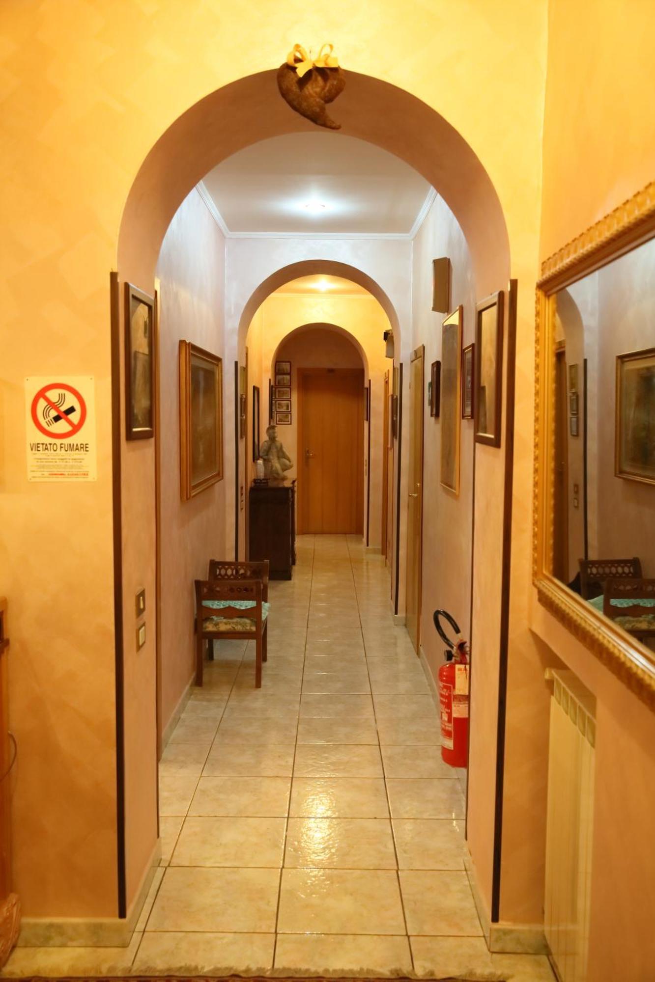 Hotel Principe Amedeo Roma Exterior foto