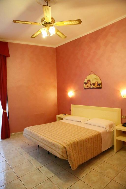 Hotel Principe Amedeo Roma Exterior foto